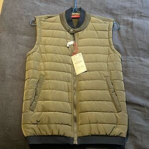 Zara Men’s Vest